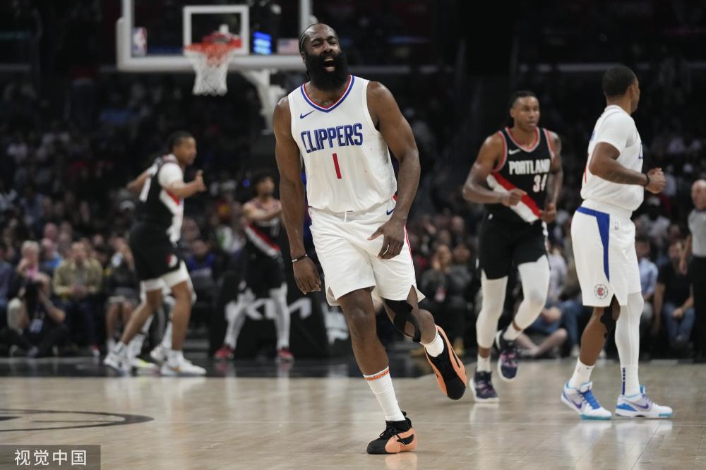 都备受瞩目 都备受瞩目