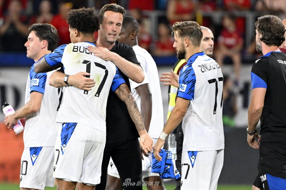 团队配合再 团队配合再