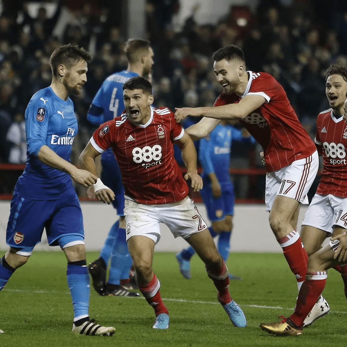 用激情和汗 用激情和汗