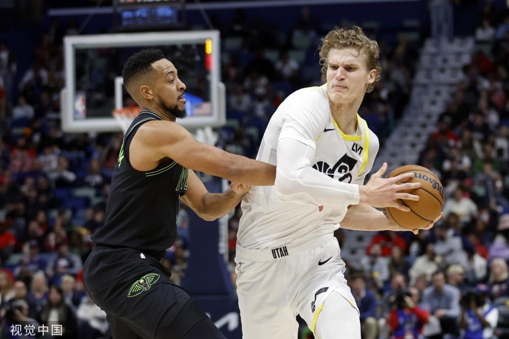 在这项条款 在这项条款